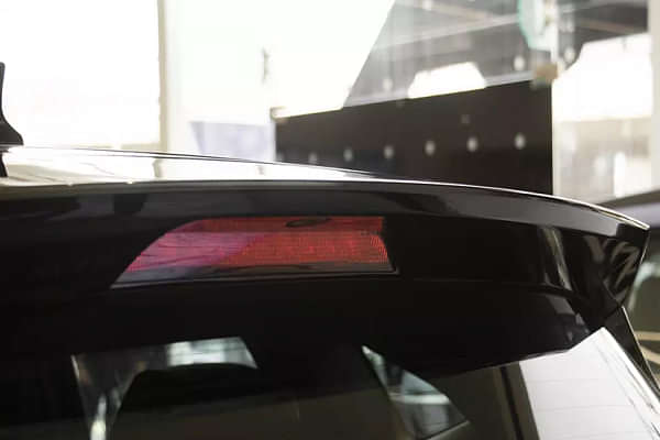 Tata Harrier 2019-2023 Spoiler