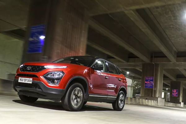 Tata Harrier 2019-2020 Driving Shot