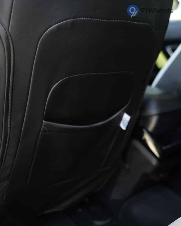 Seats & Cabin Comfort - 4 Seats & Cabin Comfort - 4