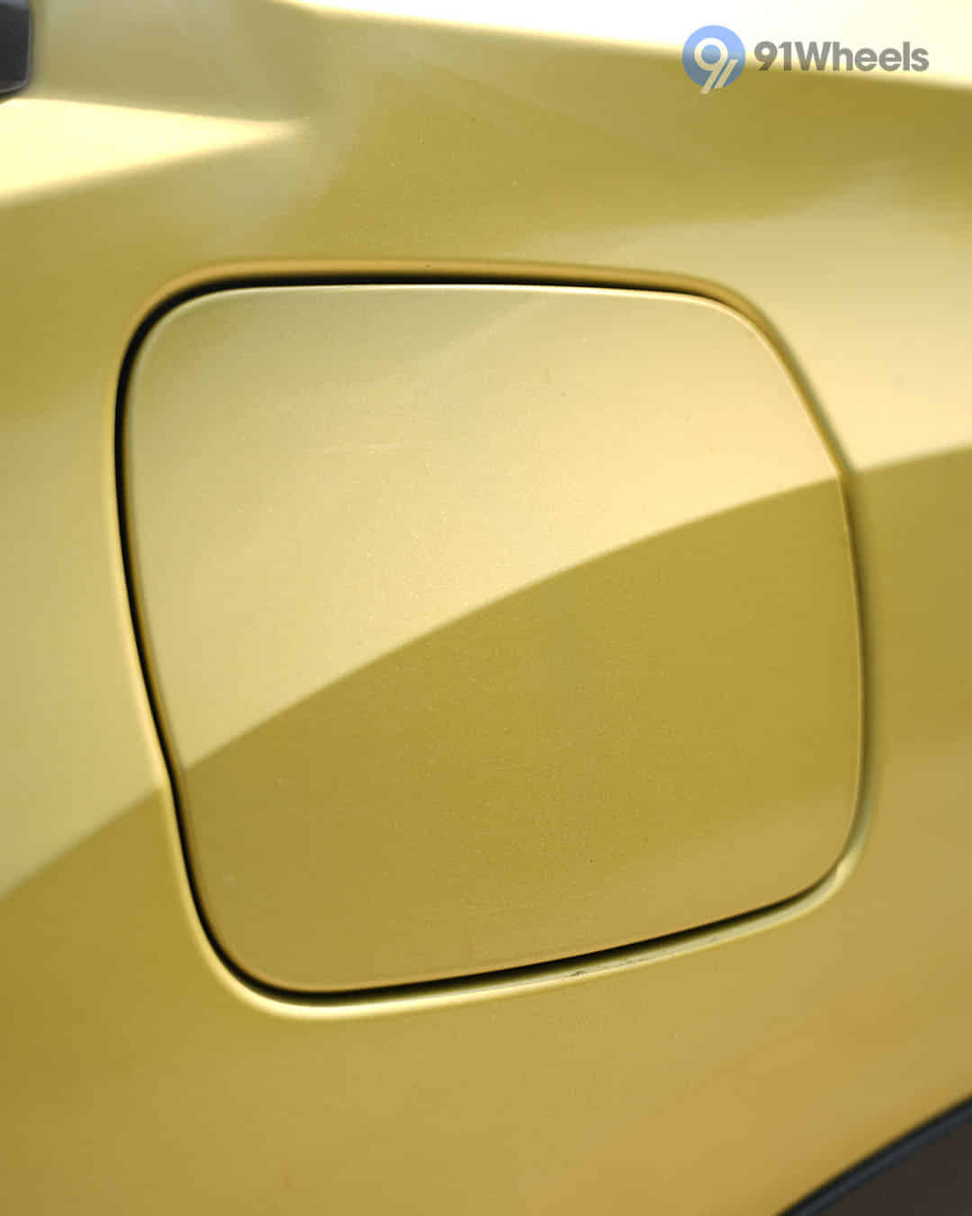 Closed Fuel Lid Closed Fuel Lid