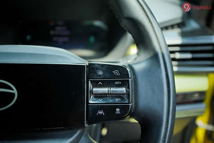 Tata Harrier Pure Right Steering Mounted Controls