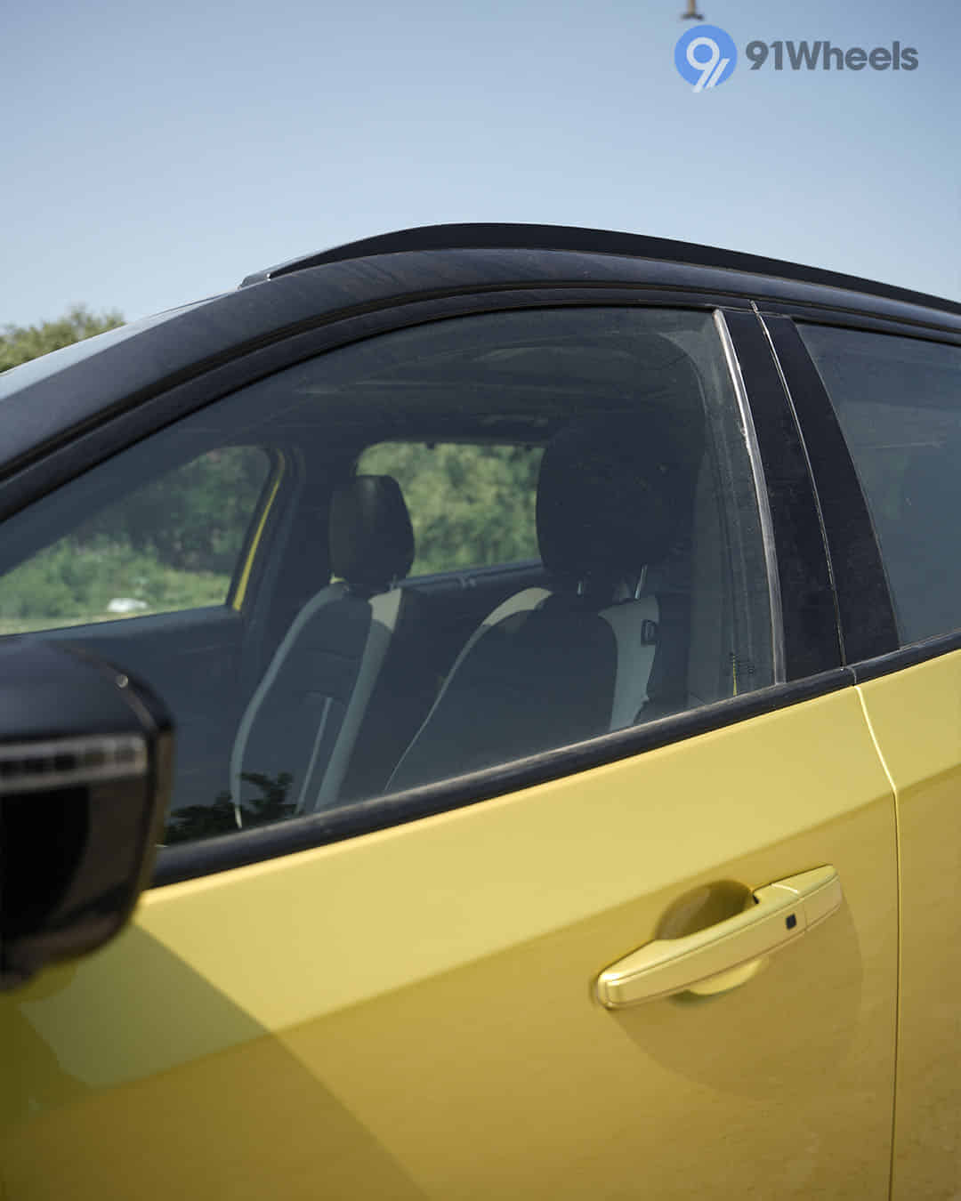 Side Glass Housing Side Glass Housing