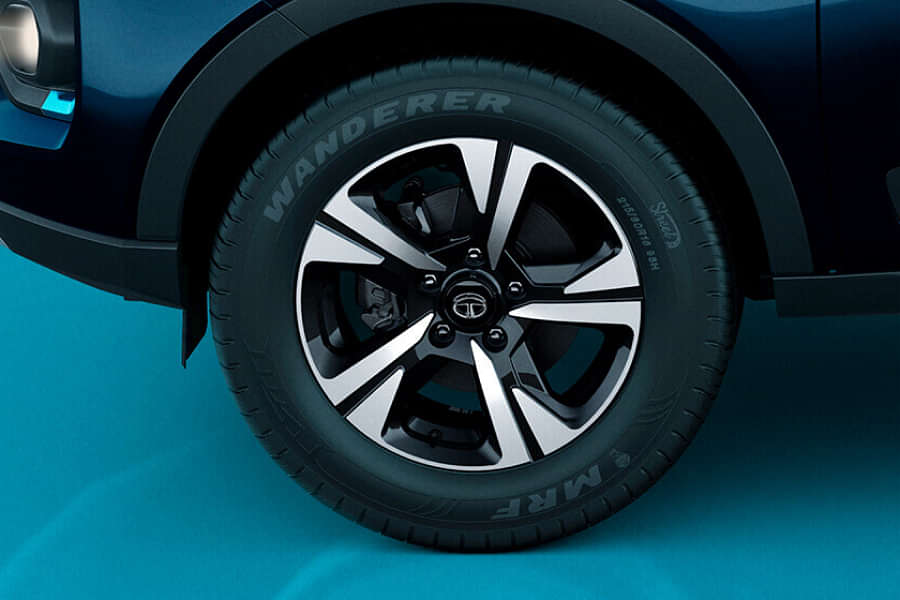 Tata Nexon EV Max 2023-2024 Wheels