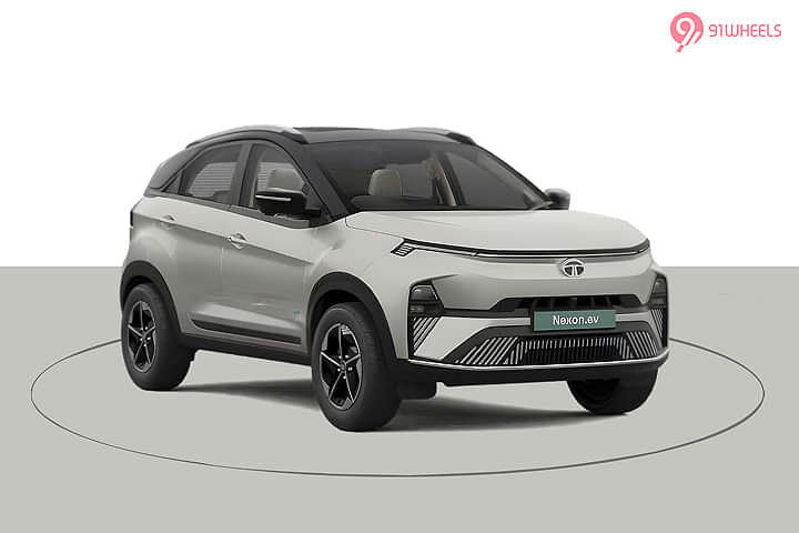 Tata Nexon EV Right Front Three Quarter