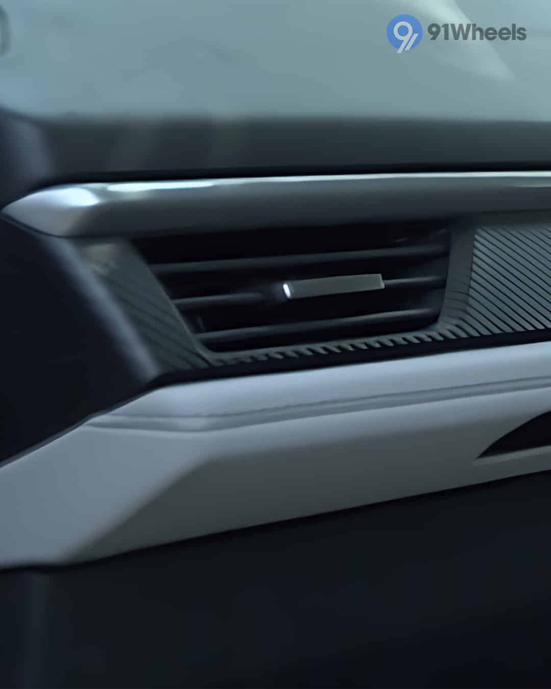 Front Passenger Air Vents Front Passenger Air Vents