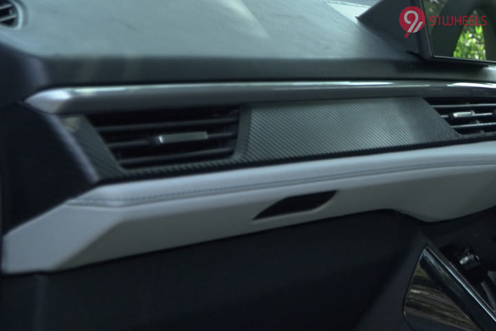 Tata Nexon EV Front Passenger Air Vent Tata Nexon EV Front Passenger Air Vent