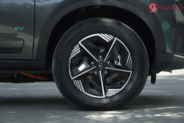 Tata Nexon EV Front Fender