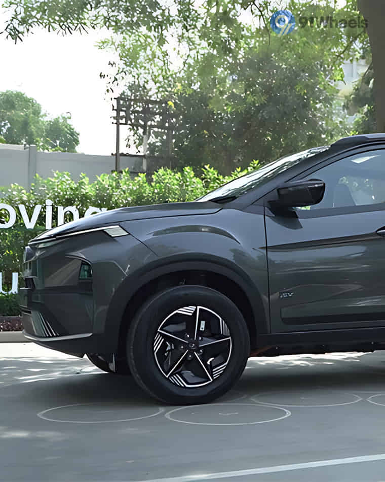 Outerview - 11 Outerview - 11