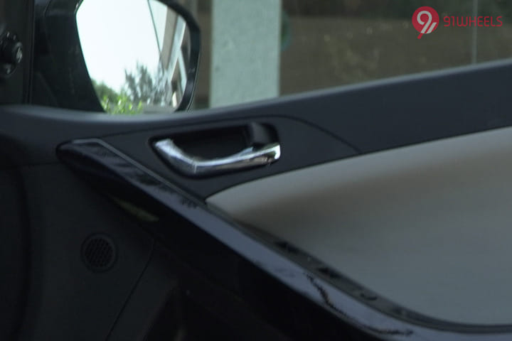 Tata Nexon EV Driver Side Door Pad Handle Tata Nexon EV Driver Side Door Pad Handle