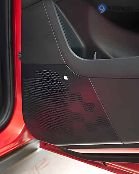 Nexon Rear Speakers