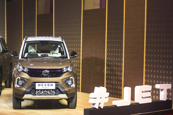 Tata Nexon 2021-2023 Front Profile
