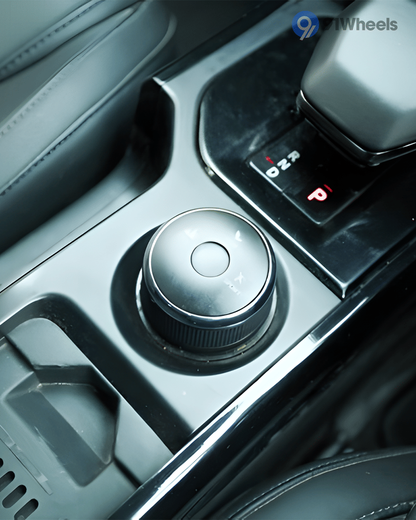 Tata Nexon Parking Brake / Emergency Brake Tata Nexon Parking Brake / Emergency Brake