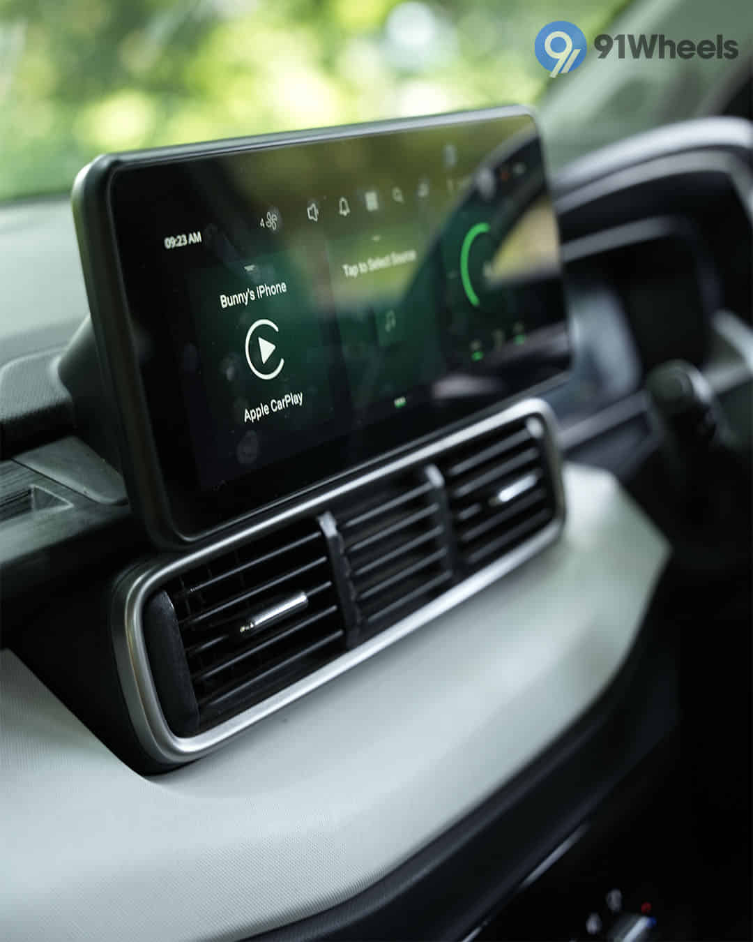 Front Centre Air Vents