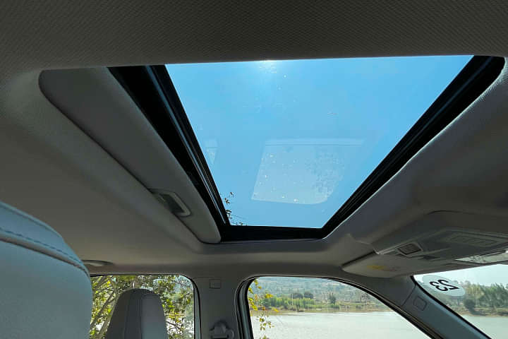 Tata Punch EV Roof Mounted Controls/Sunroof & Cabin Light Controls