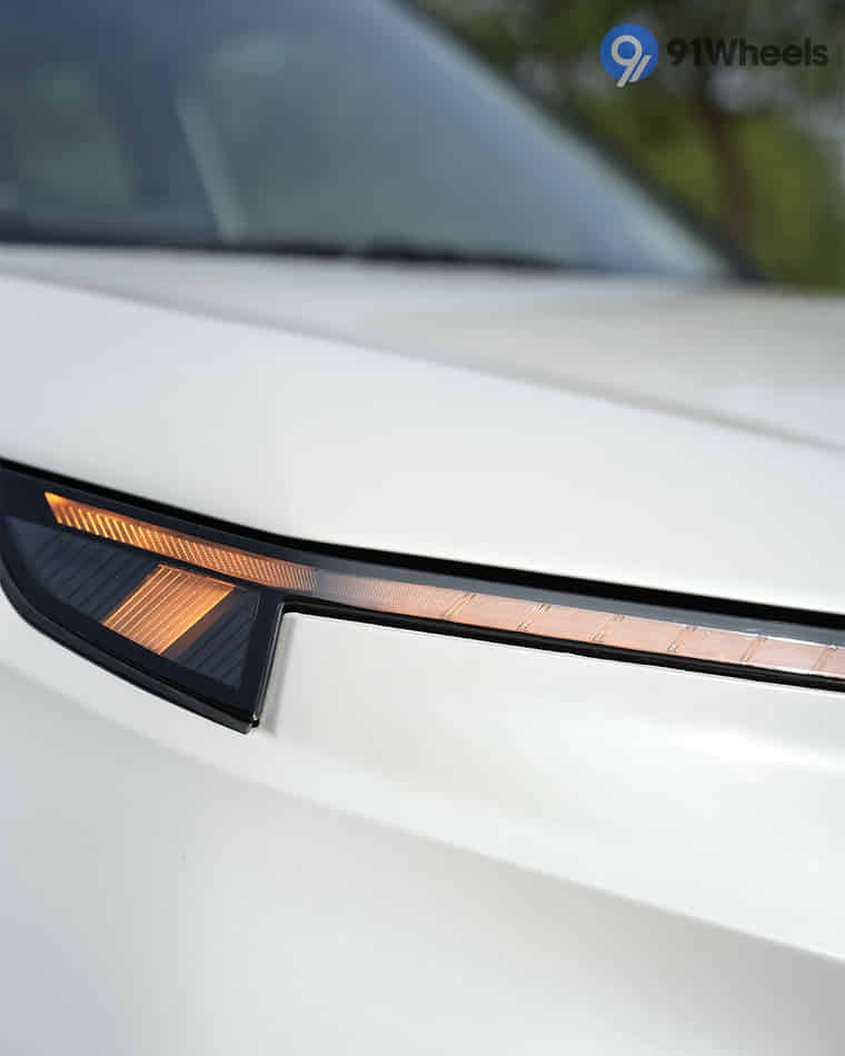 Headlights & Tail-lights - 4