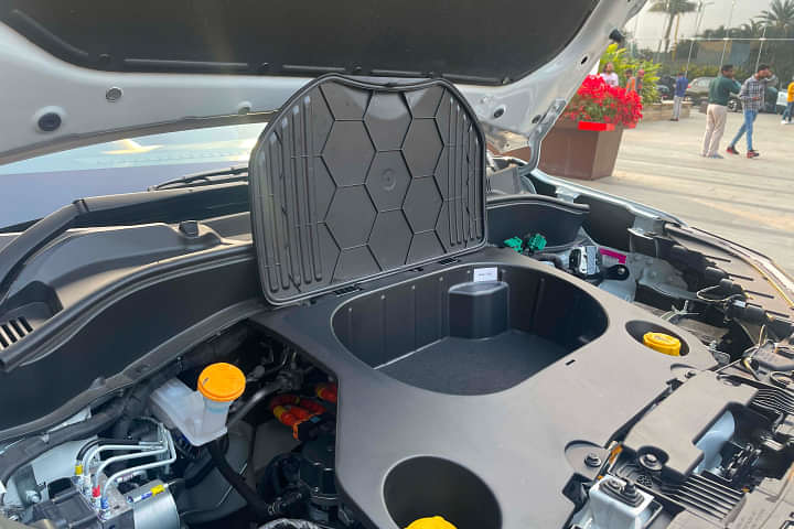 Tata Punch EV Bonnet/Hood release