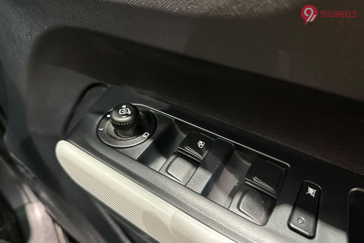 Tata Punch EV Outer Rear View Mirror ORVM Controls