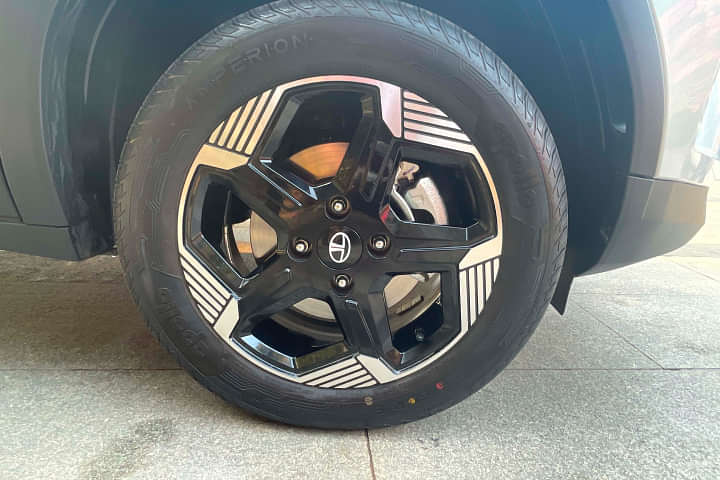 Tata Punch EV Wheel