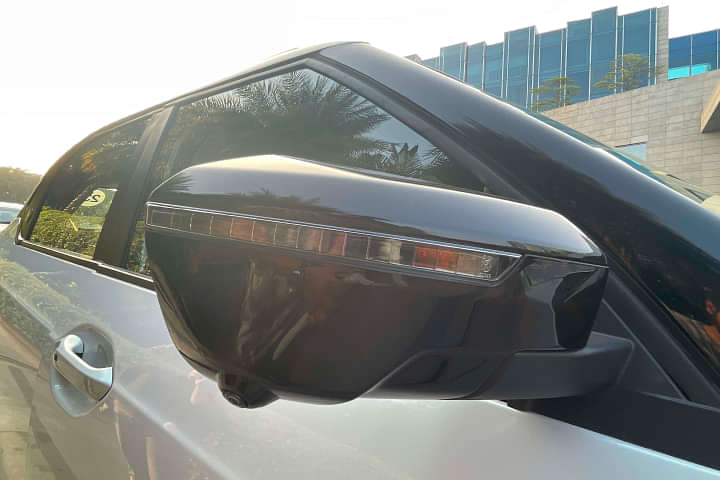 Tata Punch EV Outer Rear View Mirror ORVM Controls