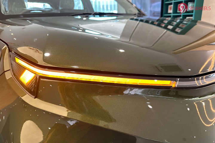 Tata Punch EV Blinker