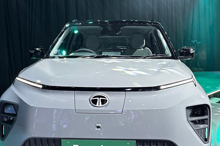 Tata Punch EV Bonnet/Hood release