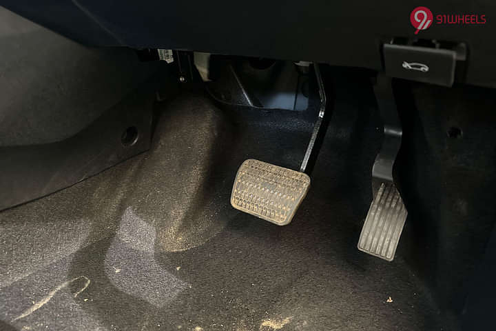 Tata Punch EV Pedals/Foot Controls
