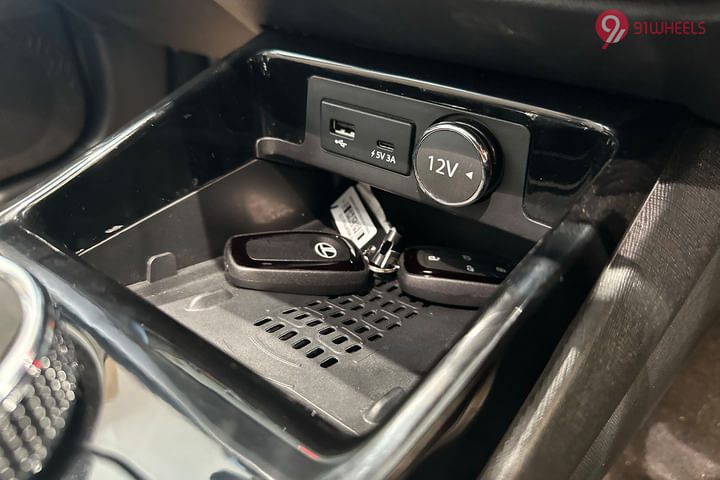 Tata Punch EV USB Port/Power Socket/Wireless Charging