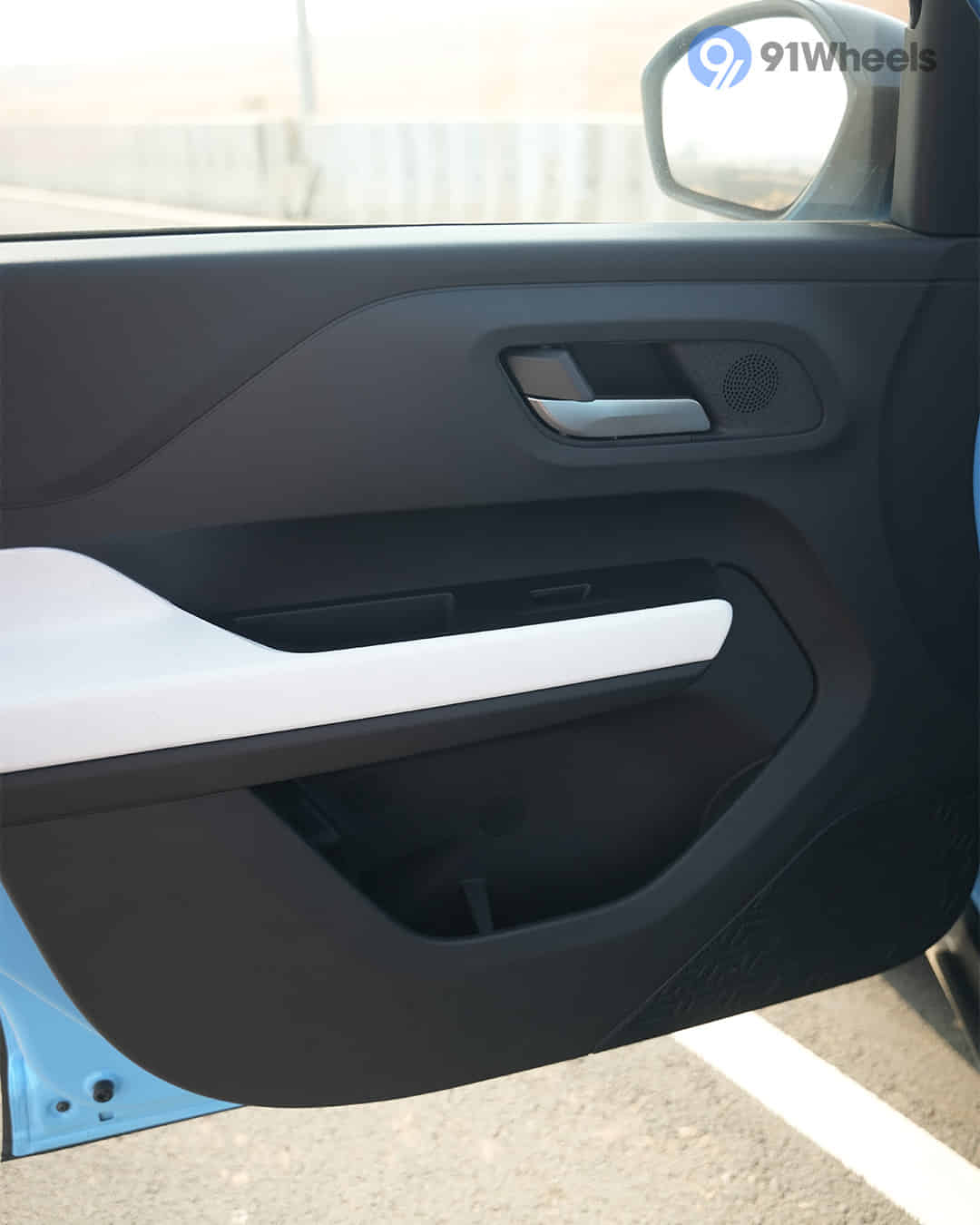 Front Passenger Door Pad Handle
