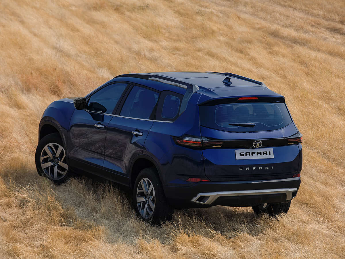 Tata Safari 2022-2023 Rear Profile