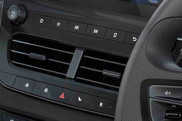 Tata Safari 2022-2023 Air-con Controls