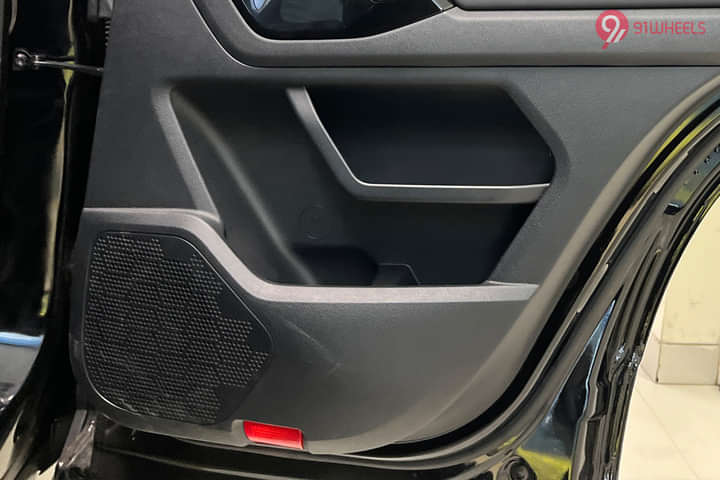 Tata Safari Rear Door Pad Handle