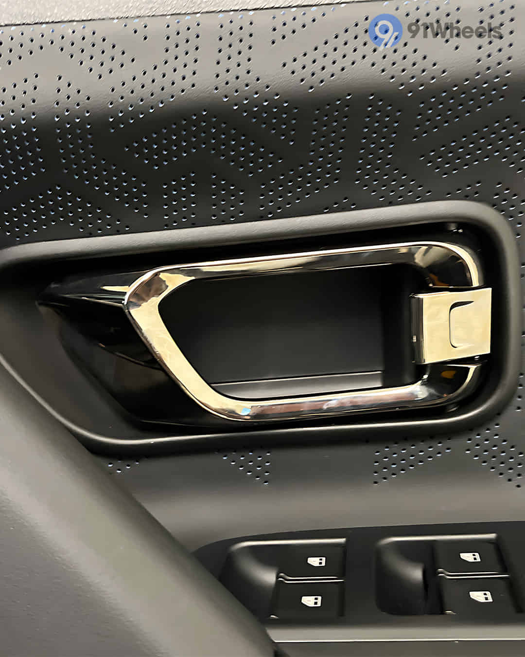 Driver Side Door Pad Handle