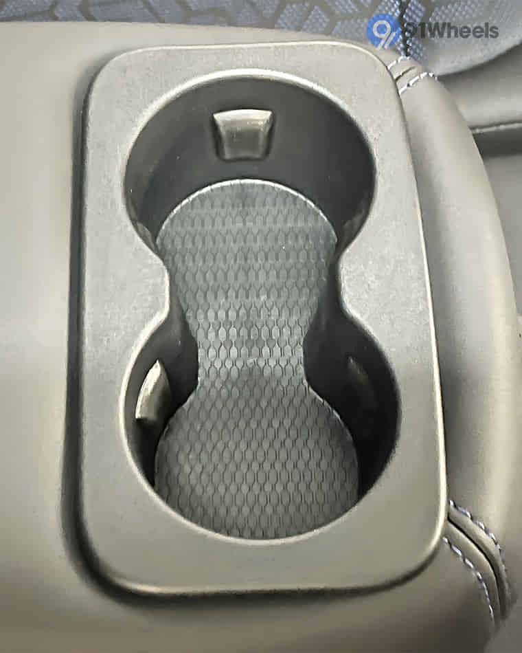 Seats & Cabin Comfort - 1