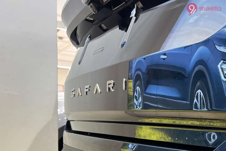 Tata Safari Rear Badge