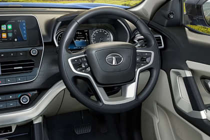 Tata Safari XTA+ Dark AT Steering Controls