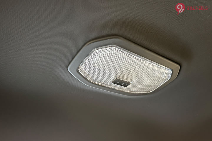 Tata Safari Rear Row Roof Mounted Cabin Lamps