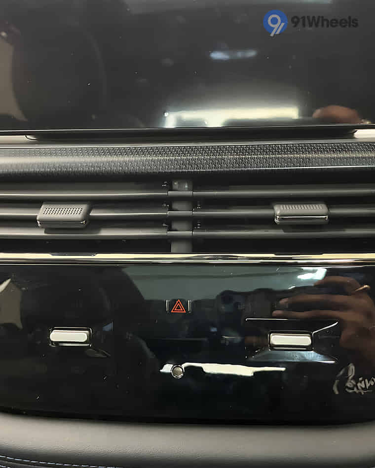 Dashboard & Front Cabin - 2