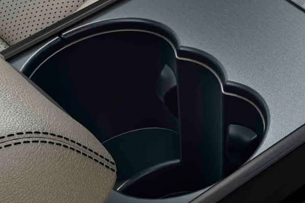 Tata Safari 2022-2023 Cup Holders