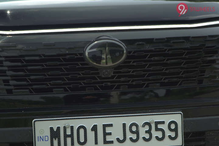 Tata Safari Grille