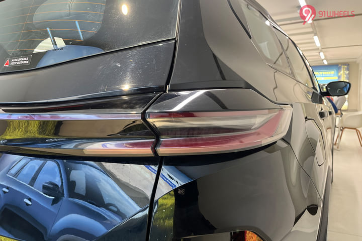 Tata Safari Tail Light/Tail Lamp