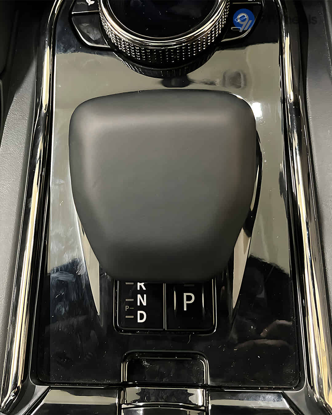 Gear Shifter / Gear Shifter Stalk