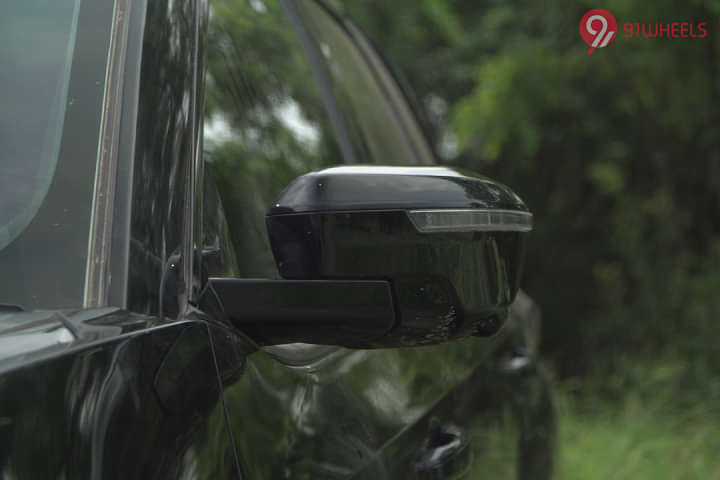 Tata Safari ORVM Blinker