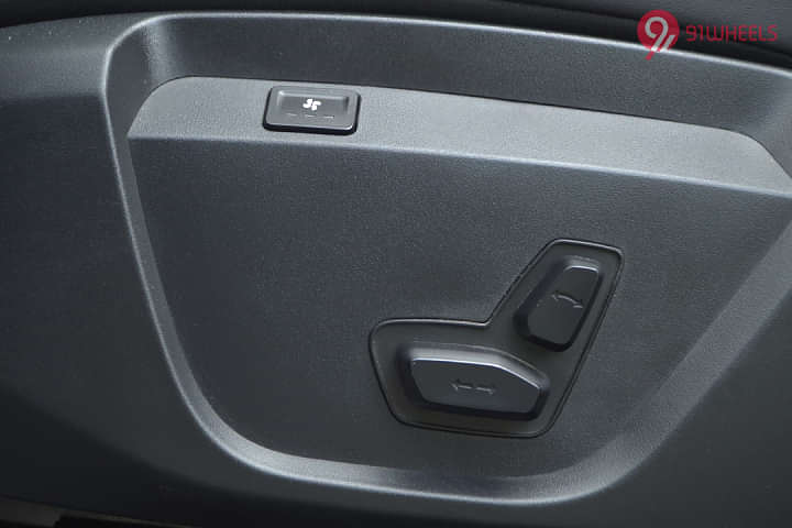 Tata Safari Seat Adjustment for Driver