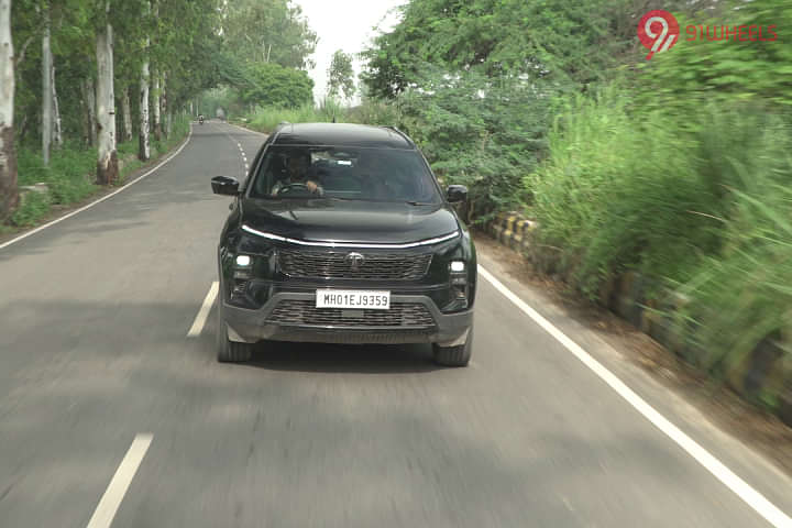 Tata Safari Driving Shot