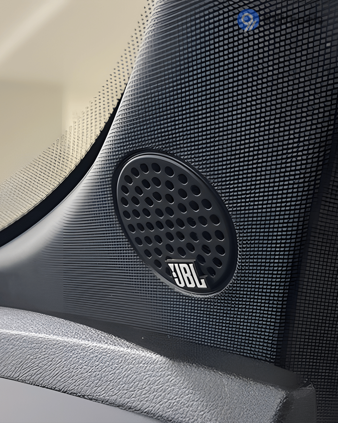 Rear Speakers Rear Speakers