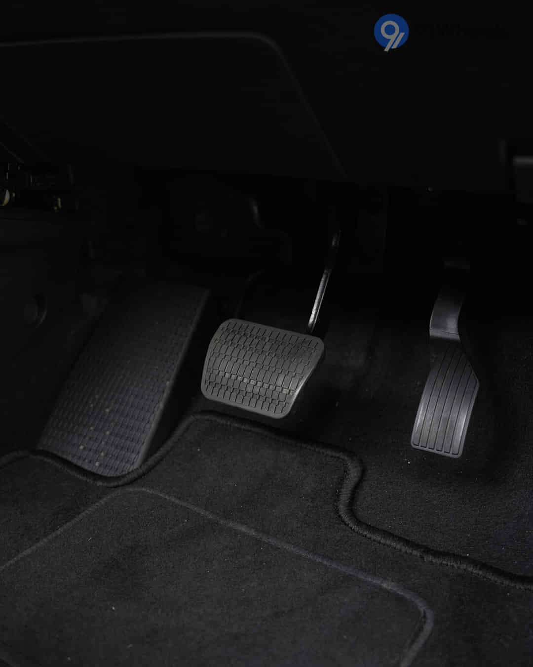 Pedals / Foot Controls Pedals / Foot Controls
