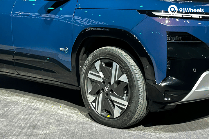 Sierra EV 6