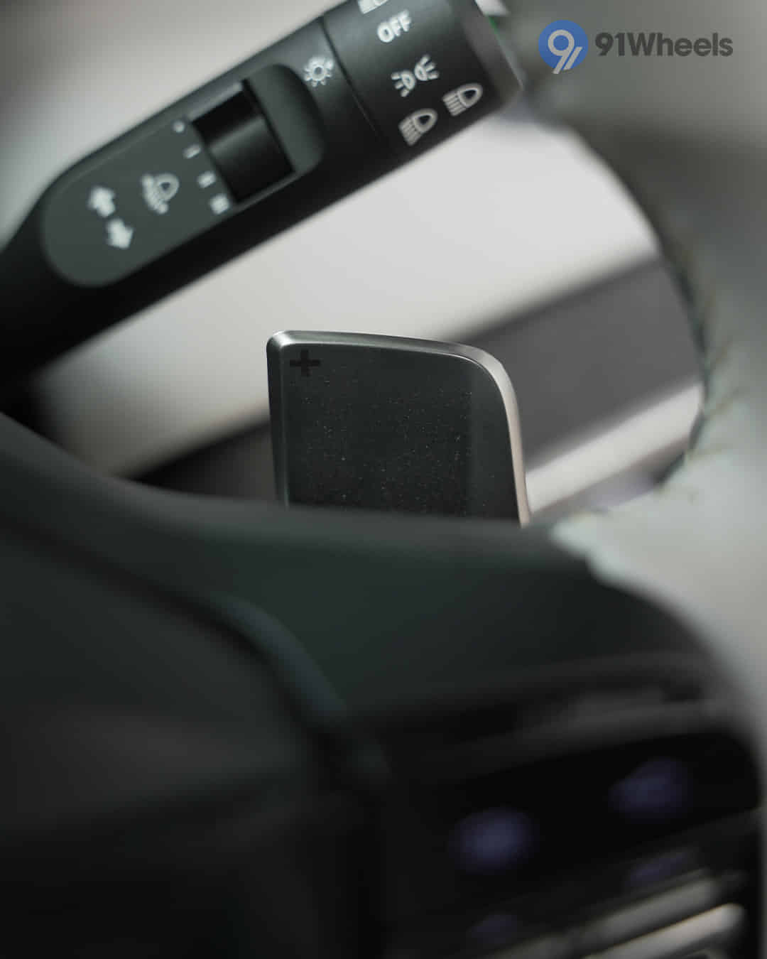 Right Paddle Shifter Right Paddle Shifter