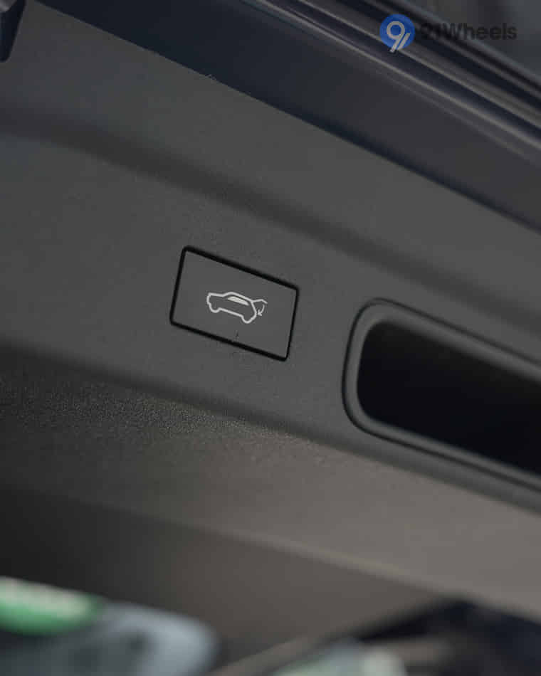 Driver Controls - 9 Driver Controls - 9