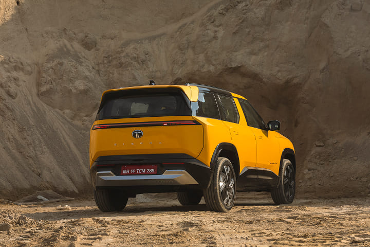 Tata Sierra Rear High Mounted Stop Lamp Tata Sierra Rear High Mounted Stop Lamp